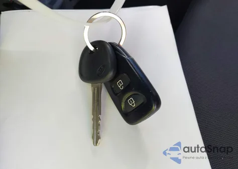 2010 Kia Soul ! from USA, damaged, VIN KNDJT2A25A7059724